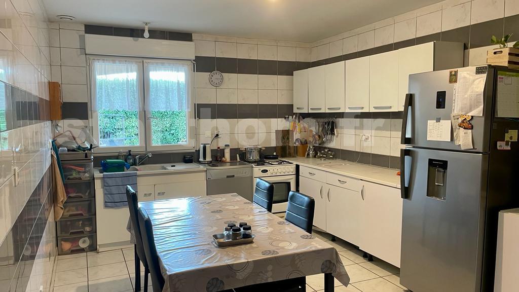 Maison – 5 pièce(s) – 101.48 m2