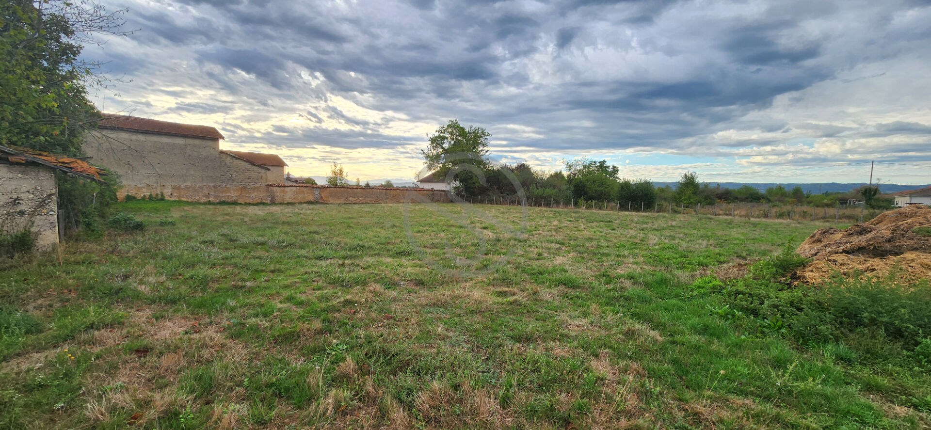 Investisseur : terrain constructible sur Sardieu