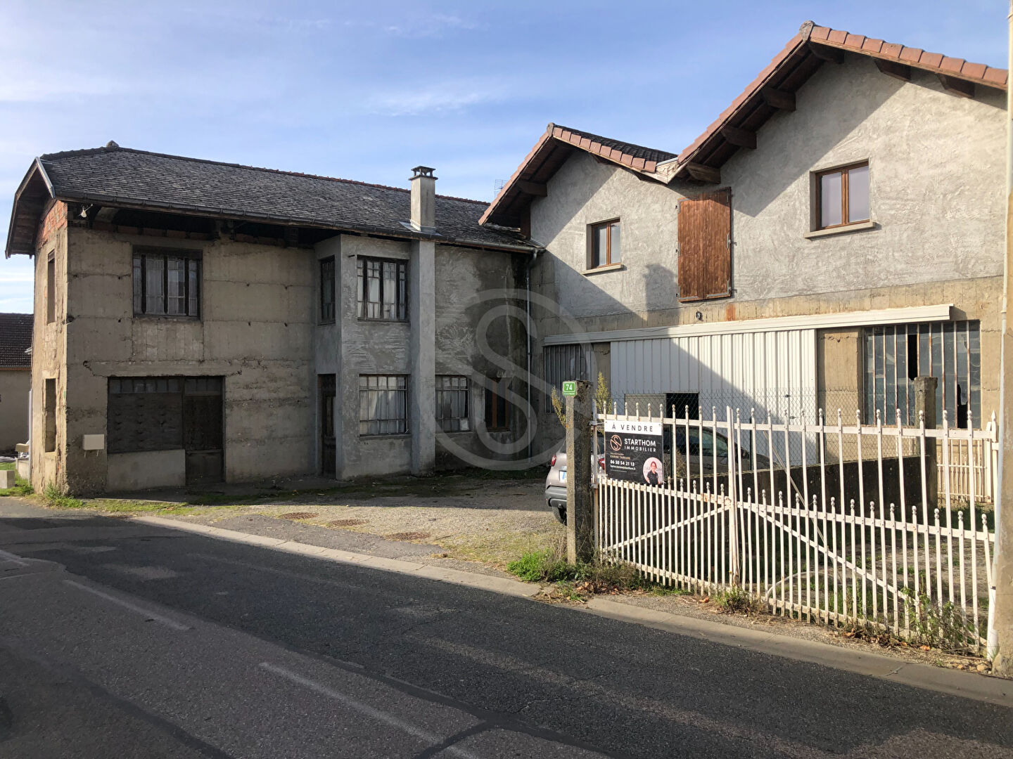 Maison avec dépendance  pour projet 6 logements