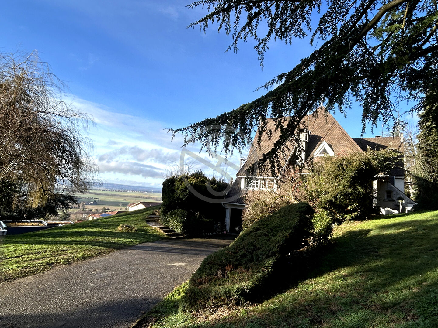 Propriété d&rsquo;exception à LA COTE SAINT ANDRÉ