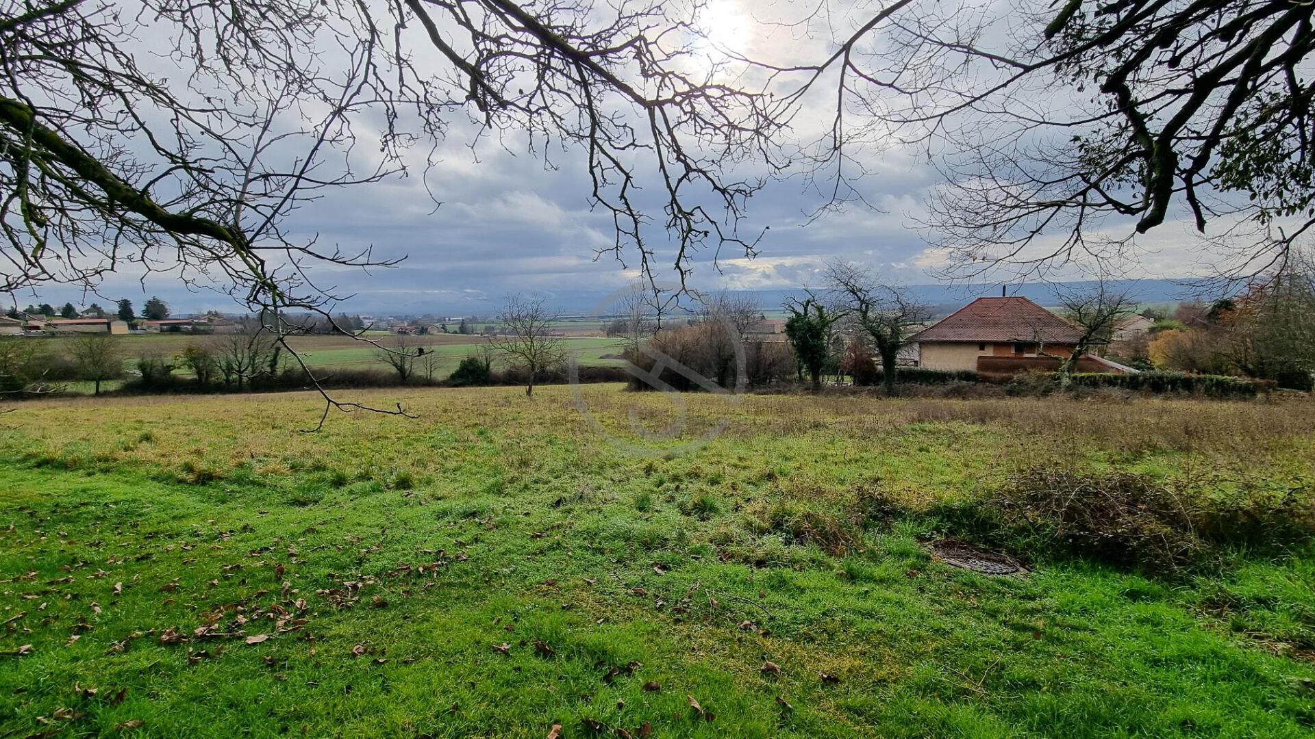 Terrain constructible à Ornacieux-balbins