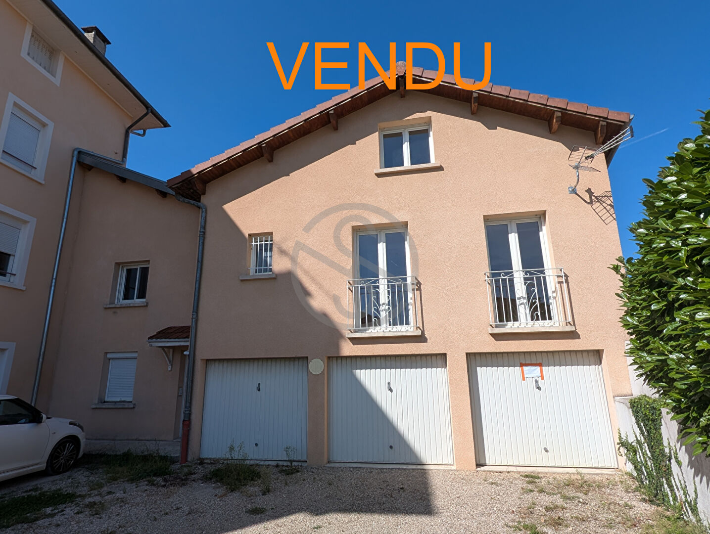 Agréable belle maison de ville de 84m² avec garage