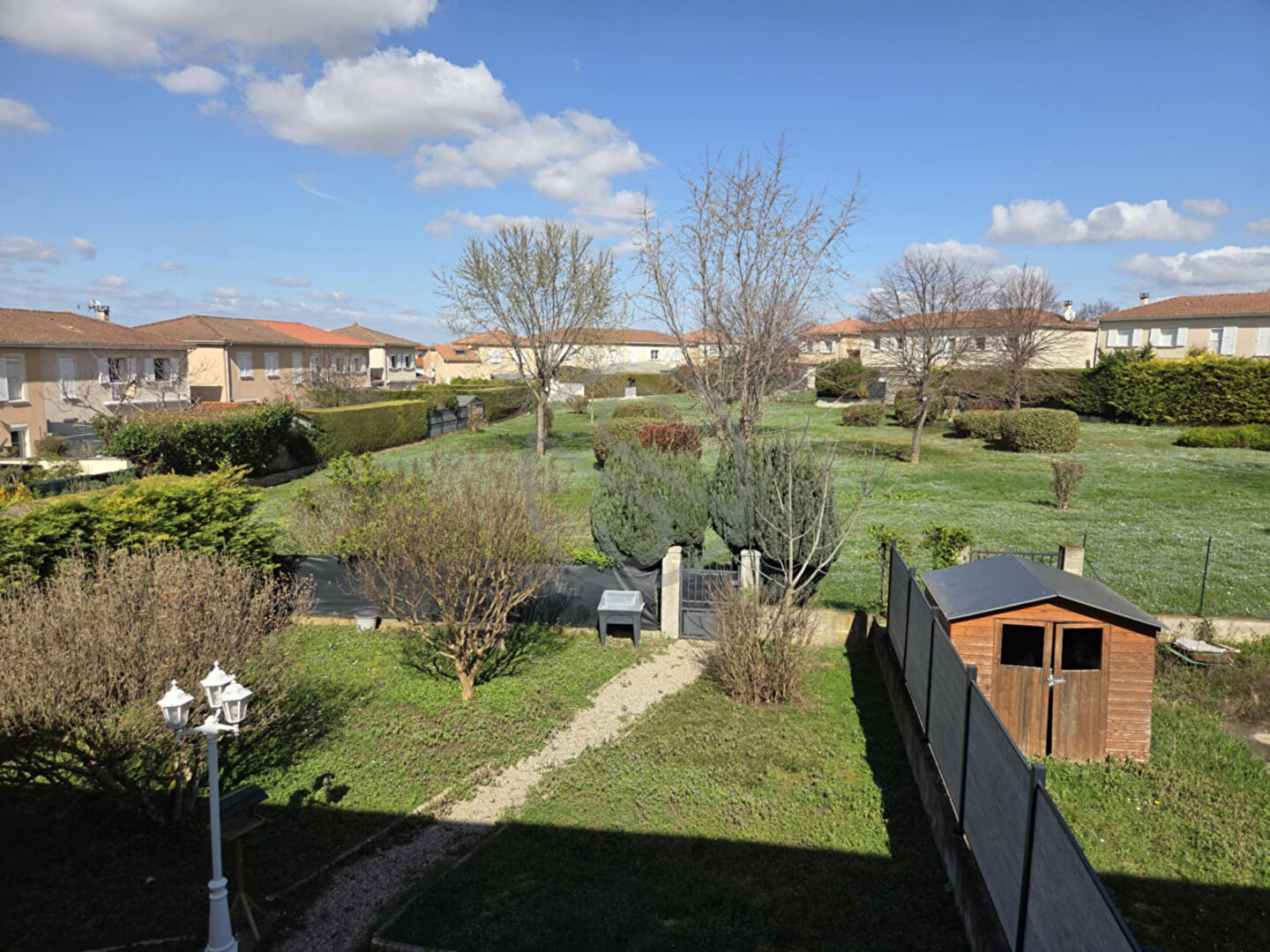 Maison 4 chambres, jardin et garage